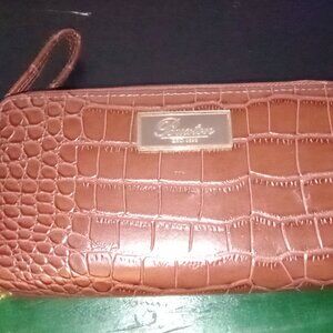 Buxton Brown Croc-Embossed Wristlet